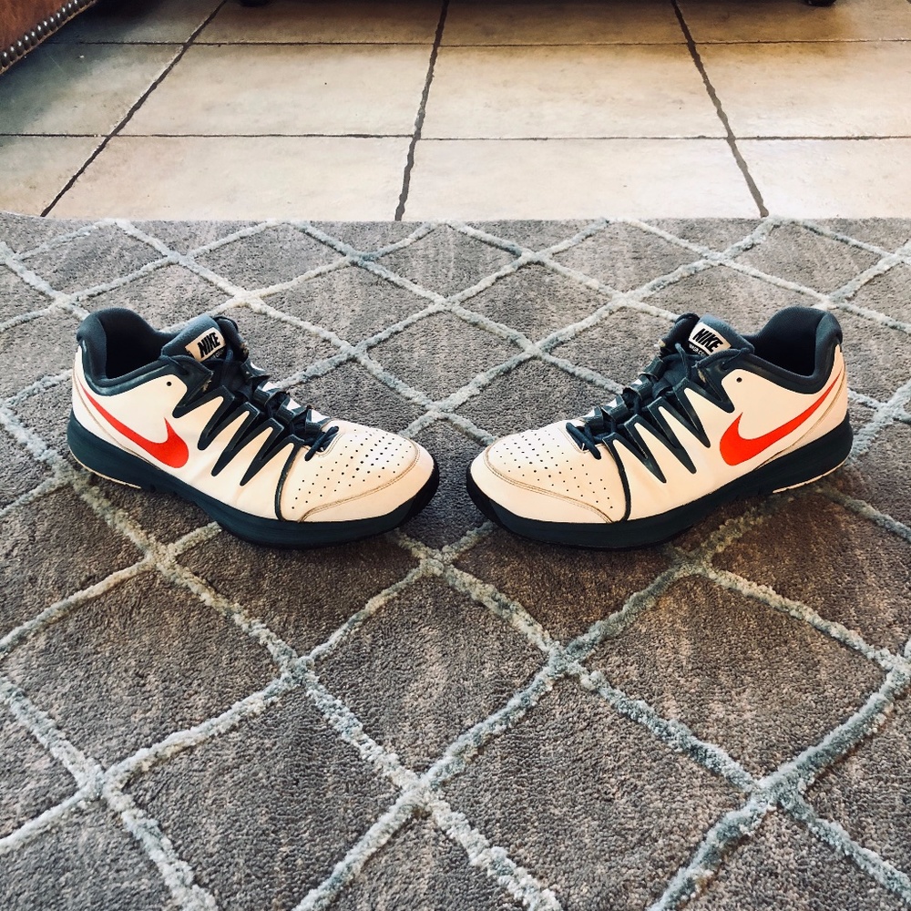 Nike Men's Vapor Court Tennis Shoes - Picture 3 of 6